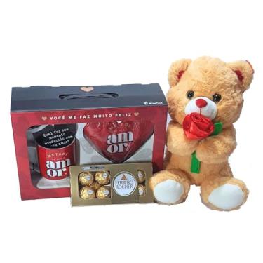 Imagem de Cesta de Presente Namorados Com Urso, Caneca E Almofada Coração