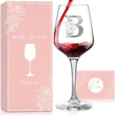 Imagem de Presentes de taça de vinho personalizados para mulheres, taça de vinho A-Z com monograma, presentes personalizados para mulheres, aniversário, dia das mães, presente de Natal para mãe, esposa, amigos