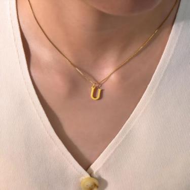 Imagem de Colar com inicial para mulheres, pingente de letra de aço inoxidável banhado a ouro 18K, bloco de A a Z, joia personalizada do alfabeto, 18+2in, Aço inoxidável, Sem Pedra Preciosa