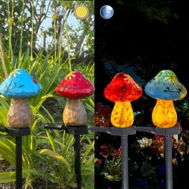 Imagem de YZYOE Pacote com 2 lâmpadas de piso de cogumelo vermelhas e azuis movidas a energia solar, lâmpada de cogumelo fofa de resina decorativa de jardim, luzes LED à prova d'água do crepúsculo ao amanhecer.