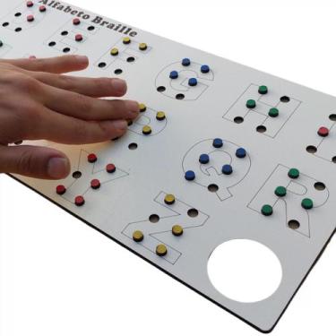 Imagem de Tabuleiro tátil alfabeto em braille madeira grande inclusão - BRINQUE 