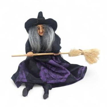 Imagem de Enfeite Bruxa com Vassoura para Pendurar de Flor Roxa 23 cm - Flash