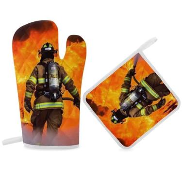 Imagem de Conjunto de 2 luvas de forno com estampa de chamas e almofadas isoladas isoladas para forno de cozinha, antiderrapante, para micro-ondas e almofada térmica para grelhas de cozimento