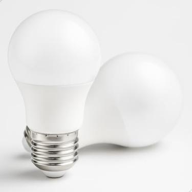 Imagem de Lâmpada Bulbo Led Econômica de 9w 3000k Branco Quente Luz Amarela para Ambientes Aconchegantes E27 Bivolt 127v e 220v (2)