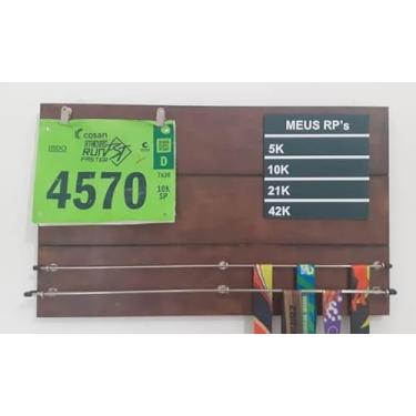 Imagem de Porta Medalhas Corrida Personalizado Numero De Peito & RPs - cor tabaco