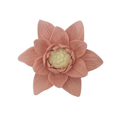 Imagem de AMERRY Lotus, arte de parede de flores de cerâmica de 7 cm, escultura de parede de flor artificial, flores de porcelana 3D penduradas à mão, decoração de parede 3D, decoração de parede de flor de