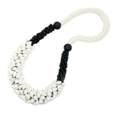 Imagem de Colar de Mesa Decorativo Cordão e Concha Branco e Preto Luxo - LUXdéco