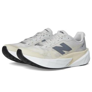 Imagem de New Balance FuelCell Rebel V5 Tênis de corrida feminino, Linho/cinza/branco, 10 Wide