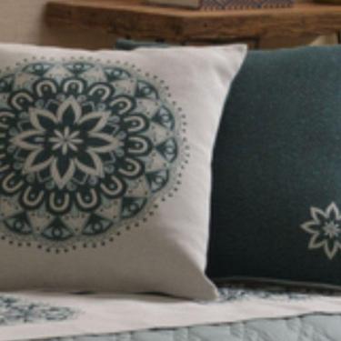 Imagem de Almofada Decorativa Turin Quadrada Com Refil 58% Algodão / 42% Poliéster - Mandala Verde