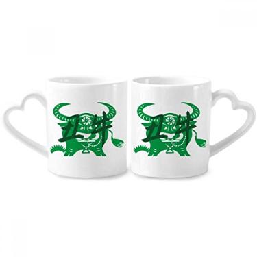 Imagem de Conjunto de canecas de porcelana para casal do zodíaco da China ano novo do boi animal do boi com coração