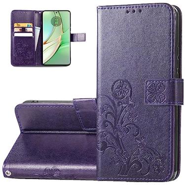 Imagem de Monwutong Capa carteira de telefone para Motorola Edge 40, capa de couro PU com estampa de trevo de quatro folhas com fecho magnético e slots de cartão de dinheiro coldre para Moto Edge 40, SYC roxo