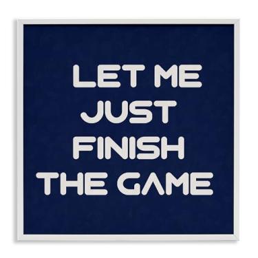 Imagem de Stupell Industries Finish The Game Phrase Framed Giclee Wall Art Design de Anna Quach, moldura branca, 12 x 12