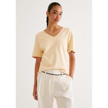 Imagem de Camiseta Feminina Oversized Decote V Em Malha Interlock-Feminino