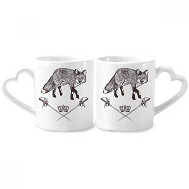 Imagem de Conjunto de canecas de porcelana para casal com espada de raposa, coroa de animais, estilo barroco, com alça de coração