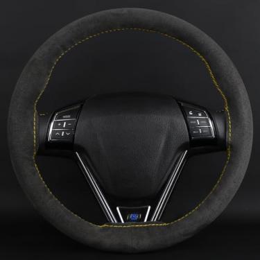Imagem de Capa de volante costurada à mão, capa de volante preta feita à mão, material de couro de camurça, ajuste confortável, tamanho universal para a maioria dos carros, SUVs, caminhões, amarelo
