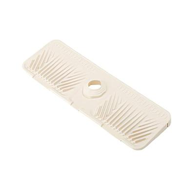 Imagem de Qinthory Tapete de torneira de silicone de 44,5 x 14 cm para pia de cozinha, protetor de pia bandeja coletora de gotejamento, suporte de esponja de sabão, base de torneira ≤ 2,7 cm (branco)