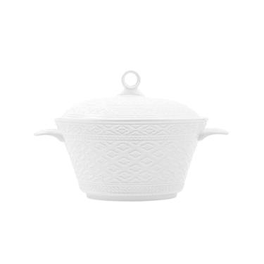 Imagem de Pratos de cerâmica branca pura sob o esmalte, utensílios domésticos frescos e simples - pote de sopa