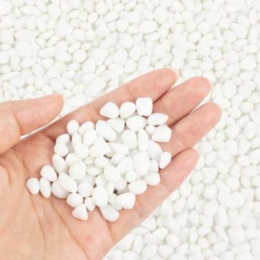 Imagem de Cascalho de tanque de peixes de 400 g, pedras de vidro coloridas, cascalho de aquário arco-íris irregular pequeno para decorações de aquário e tanque de tartaruga, cristais de contas de vidro do mar