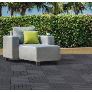 Imagem de Kit 30 Decks Madeira Plástico Encaixe Modular Piscina Sacada 30x30cm -