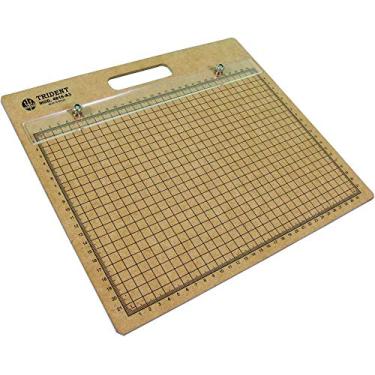 Imagem de Prancheta Portátil Quadriculada, em Mdf com 4 mm de Espessura, com Prendedor de Acrílico e Alça para Transporte, Trident 4816-A3, Natural, Formato A3