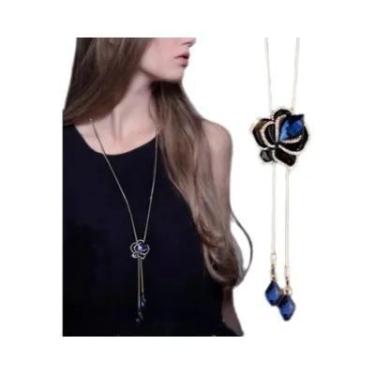Imagem de Colar Feminino com Pingente de Flor - Corrente Longa tipo Cobra - Aces