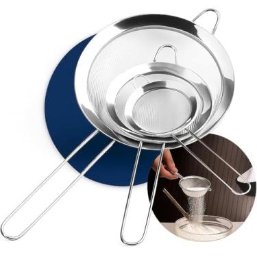 Imagem de Conjunto 3 Peneiras em Aço Inox Premium – Acabamento Refinado, Resistente, Suporte para Panelas e Travessas – Tamanhos P, M e G – Funcional, Durável e de Fácil Manuseio – Compatível com Lava-Louças