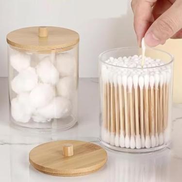 Imagem de Kit 3 Porta Organizador de Cotonete ou Algodão Acrílico Redondo com Tampa de Bambu Premium Sustentável 9x7cm Decoração Organizadora Design Moderno Ideal para Banheiros, Lavabos e Penteadeiras