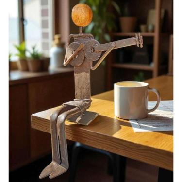 Imagem de Escultura em Ferro Músico Violonista Acabamento Ferrugem Envernizada -