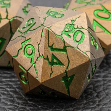 Imagem de Metal D&D Dice Set with Box - Polyhedral Dice for RPG Dungeons and Dragons with Cracks