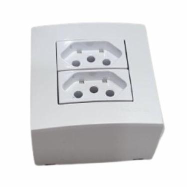 Imagem de Caixa De Sobrepor Sistema X Tomadas Dupla 20a 250v Margirius Cor Branc