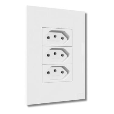 Imagem de Tomada Tripla 10A Simples Recta Com Placa Branca - BLux - B.Lux