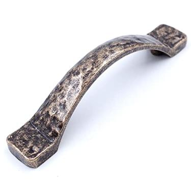 Imagem de Pacote com 6 puxadores de armário martelados em arco - latão antigo, centros de furos de 7,6 cm, puxadores rústicos sólidos para móveis de mesa de cabeceira de cômoda, HT0611ABR76