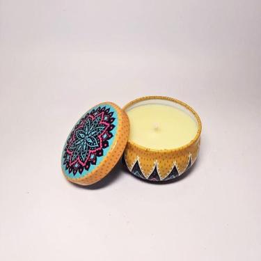 Imagem de Vela Aromática Mística com Pavio de Algodão e Cera de Coco 70gr Lata E