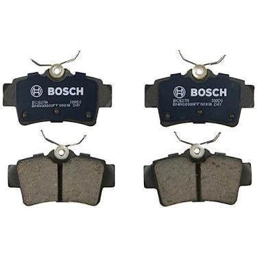 Imagem de BOSCH BC627A QuietCast Conjunto de pastilhas de freio a disco de cerâmica premium - Compatível com Ford Mustang selecionado; TRASEIRA
