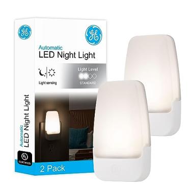 Imagem de GE Luz noturna LED, plug-in, sensor do crepúsculo ao amanhecer, branco quente, iluminação ambiente, luz noturna ideal para crianças, adultos, quarto, banheiro, berçário, corredor, cozinha, 30966,