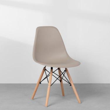 Imagem de Cadeira Eames Eiffel Base Madeira - Fendi - Abra Casa
