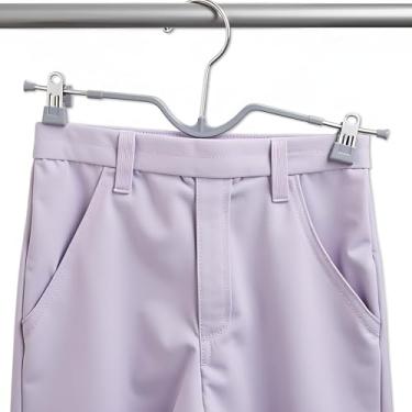 Imagem de FlyNautics Pacote com 10 cabides de saia e calça com clipes, shorts ajustáveis e resistentes com gancho giratório de 360°, cinza