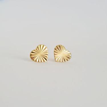 Imagem de Brinco coração diamantado banhado em ouro 18k - Casllu Semijoias