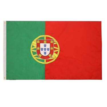 Imagem de AZ FLAG - Bandeira de Portugal Premium - 9,5 x 1,5 m - Braços bordados - Para exterior - Faixa portuguesa Nylon 20DD com dois ilhós - Cores vivas - 9,5 m x 1,5 m - 150 x 90 cm
