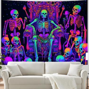 Imagem de BVBOX Tapeçaria de Halloween com luz negra, UV reativo que brilha no escuro preto luz tríplice tapeçaria pôsteres para sala de estar, quarto (Skeleton King, 228.6 cm x 177.8 cm)