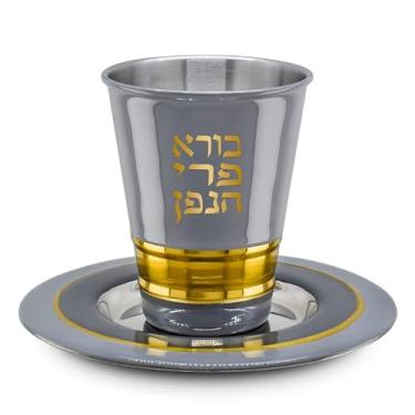 Imagem de Zion Judaica Elegante Copo Kiddush com Pires Conjunto Cinza com Detalhes Dourados, Impressionante Copo de Vinho de 7,6 cm 156 g com Bênção Hebraica, para Shabat, Feriados de Páscoa e Ocasiões Judaicas