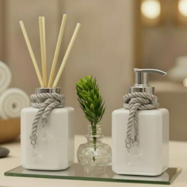 Imagem de Kit Lavabo Banheiro com Frascos Cubo 300ml Aromatizador Saboneteira Bandeja e Vaso Decorativo(Branco com Prata)