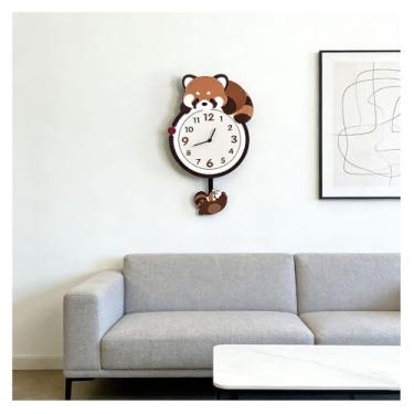 Imagem de Relógio de parede panda vermelho com pêndulo, sem tique-taque, operado por bateria, design moderno em forma de animal para quarto de crianças, sala de estar, quarto, decoração de escritório, 23 x 21