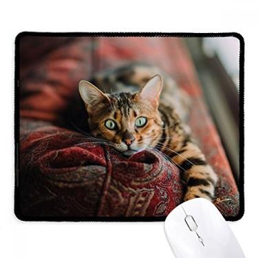 Imagem de Mousepad com foto de gato de olho verde com borda costurada, tapete de borracha para jogos