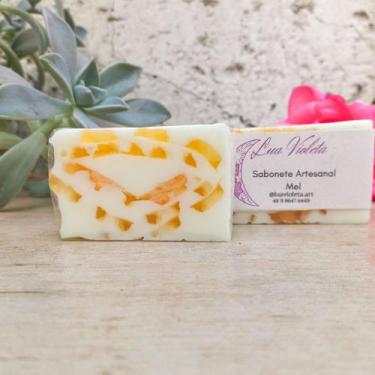 Imagem de Sabonete artesanal mel - Lua Violeta Saboaria 