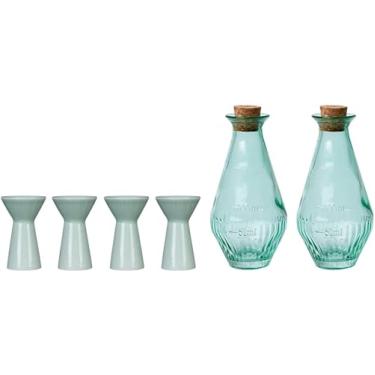 Imagem de JOEUQK Conjunto de saquê de vidro japonês, pote de saquê com escala de volume e copo de saquê, usado para festas em casa e ótimos presentes, 4 copos de saquê + 2 potes de saquê + 1 rolha de cortiça