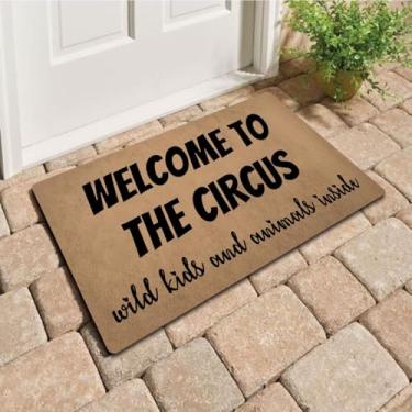 Imagem de Capacho engraçado de boas-vindas para decoração de varanda frontal com traseira de borracha 76,2 cm (C) x 45,7 cm (L) Capacho para entrada monograma tapetes para decoração de porta da frente