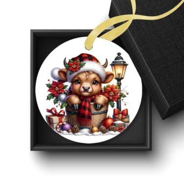 Imagem de Welshower Enfeites de vaca Highland de Natal xadrez vermelho, decorações de Natal de vaca das terras altas, enfeites decorativos de cerâmica para casa de fazenda novilha de inverno e poinsétia