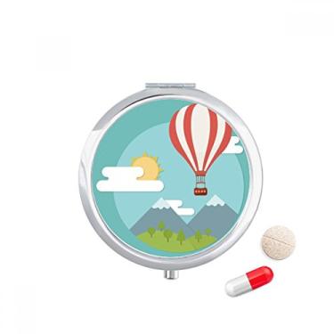 Imagem de Caixa de comprimidos com balão de ar quente com estampa de nuvem e bolso para remédios