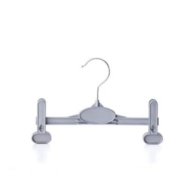 Imagem de Cabide para calça bebê c/grampos 23 cm - 2020 - IOPLAST, Prata, 100 pe